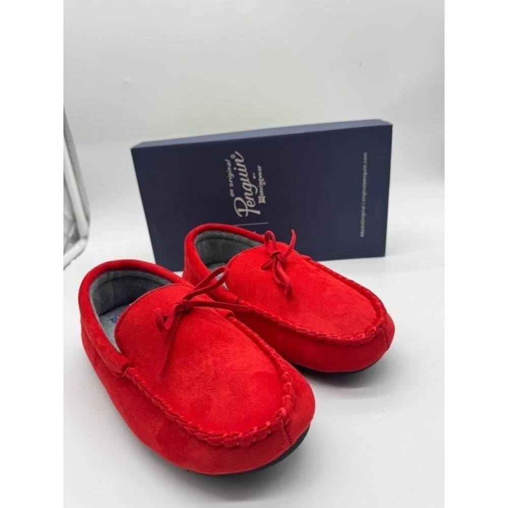 Original Penguin Kids Red Faux Suede Moccasin‎ Slippers Size 4 Munsingwear